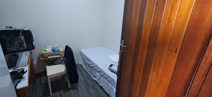 9 Bedroom Property for Sale in Winterstrand Eastern Cape